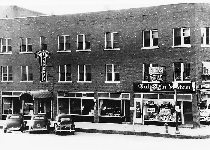 William Watson (adults Only) 4* Pittsfield