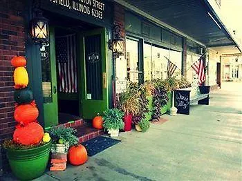 William Watson (adults Only) 4* Pittsfield