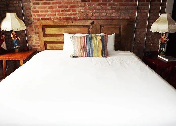 William Watson (adults Only) 4* Pittsfield